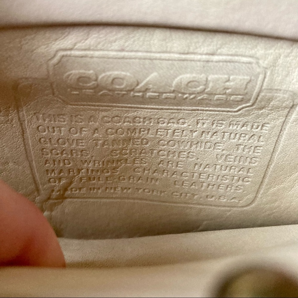 ❌SOLD❌ Coach Vintage 9385 Shoulder Purse - Picture 3 of 16